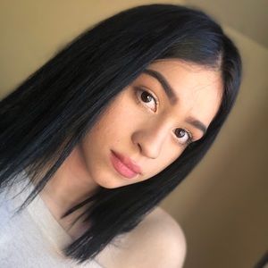 Meet your Posher, Angelica